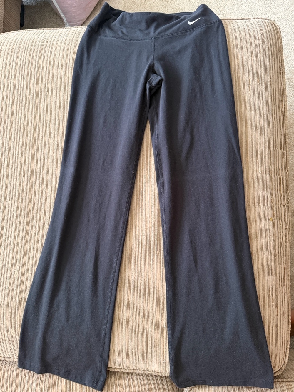 NIKE FLARE LEGGINGS SMALL